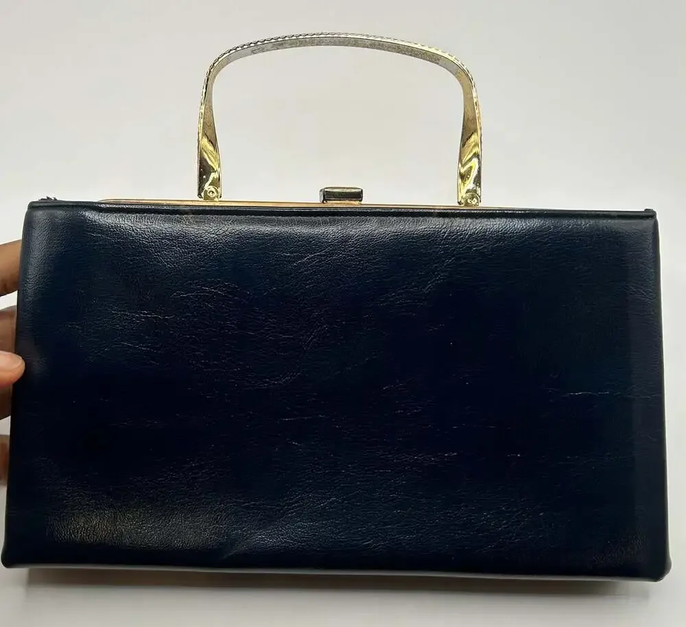 Vintage Andé Black Frame Handbag with Gold Tone Hardware - Picture 7 of 9